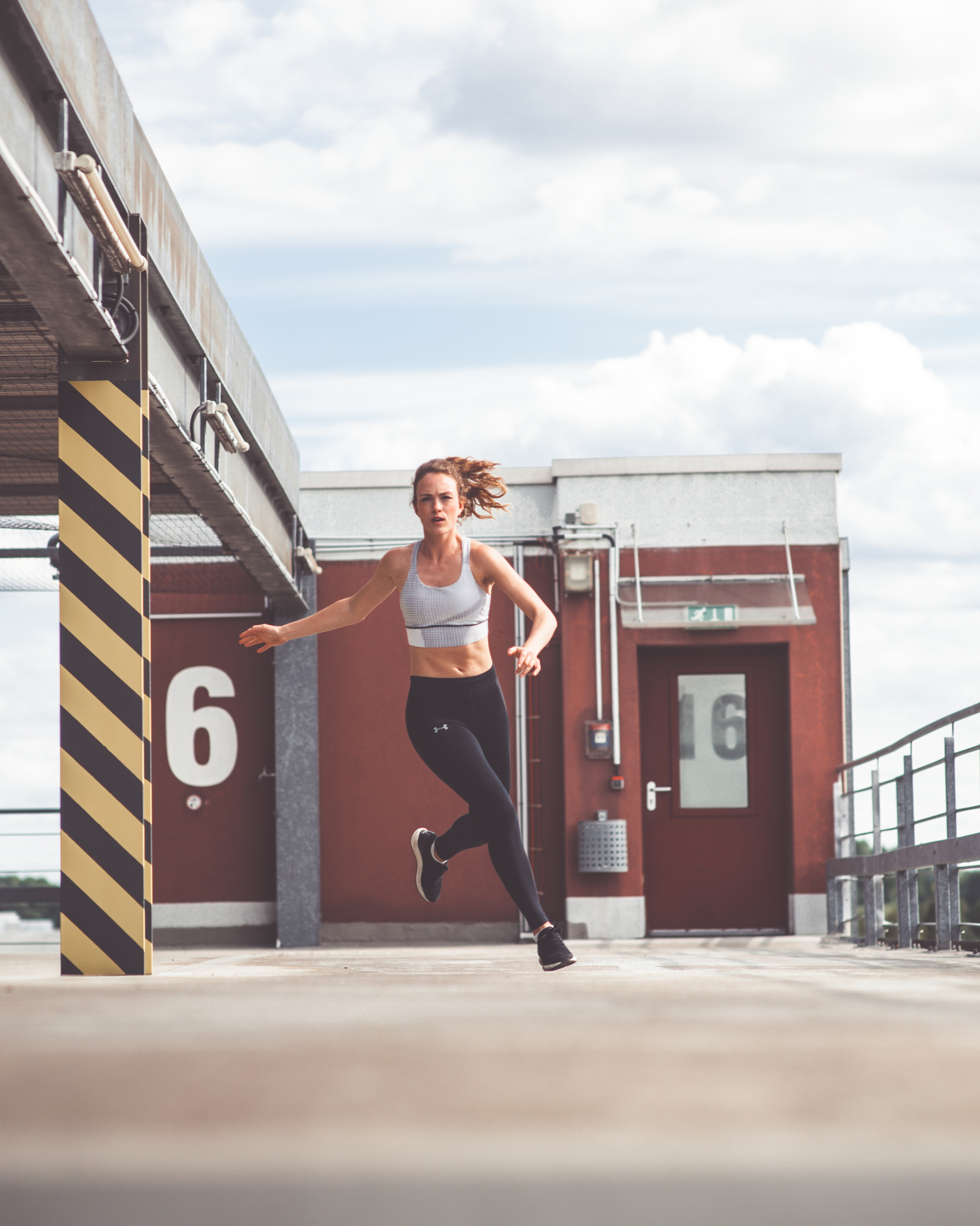 Aline - McFIT MODELS